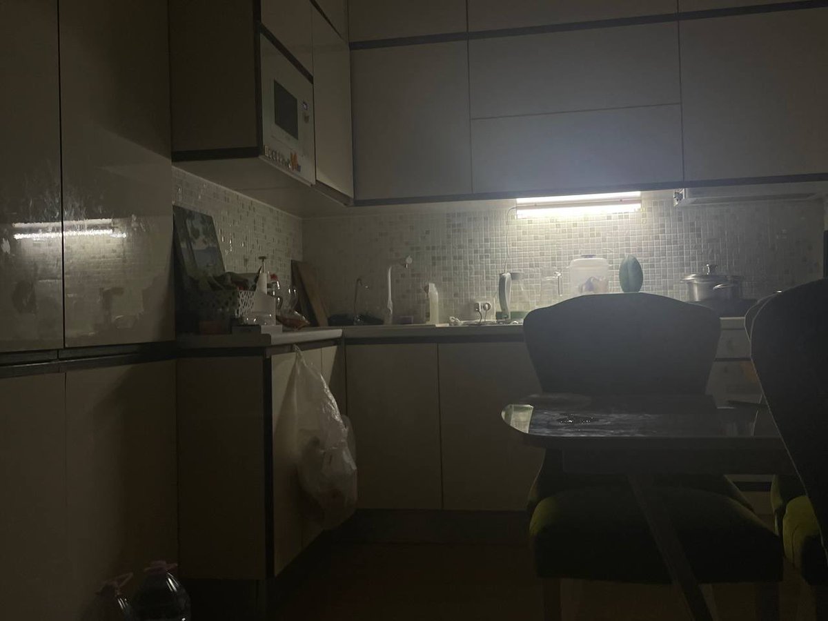 silencemoger's tweet photo. i want to sleep https://t.co/9AdxbbyuAn
