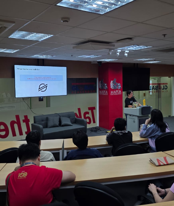 sleepbuildrun's tweet photo. Had the opportunity (again) to be in front of the next generation of builders -- talked about how building in Web3 could beat the job market today.

That includes opportunities provided by @PHI_Stellar  and @riseinweb3 

Thank you again @MapuaUniv https://t.co/68AQp81F2J