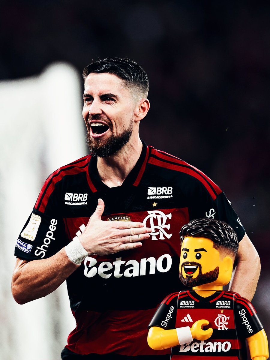 Flamengo's tweet photo. O Mengão virou LEGO!? 🧱

Uma versão diferente dos nossos atletas! E fala a verdade: quem aí já quer um? 🔴⚫ https://t.co/Cgcs1qJ7Fh