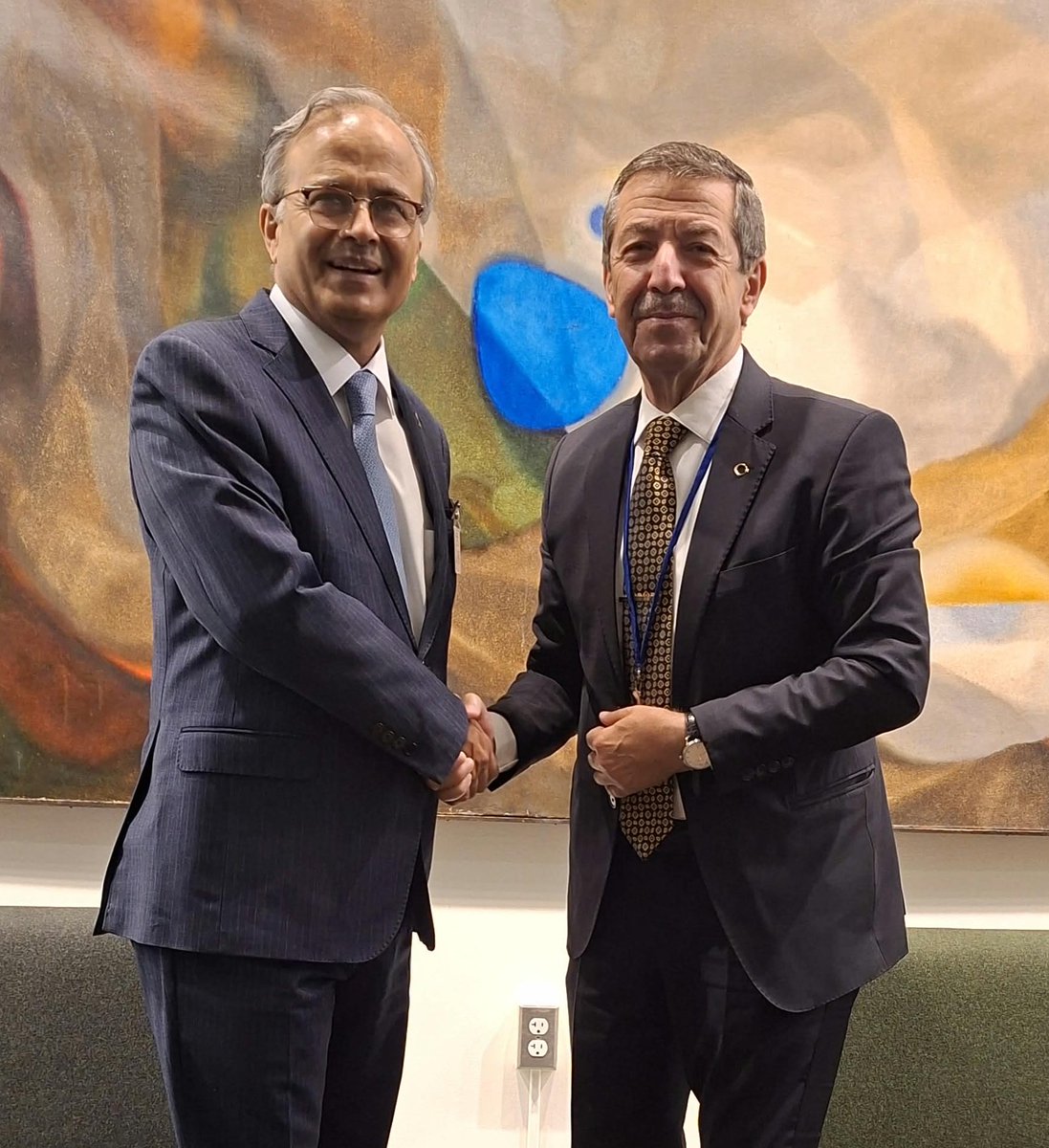 asadmk17's tweet photo. Had a productive meeting with H.E. Tahsin Ertuğruloğlu, Foreign Minister of Turkish Cypriot State on the margins of #UNGA  in New York. Reaffirmed full support to strengthen cooperation with TCS across all sectors as an observer of ECO since 2012. https://t.co/hfZIFL3bts