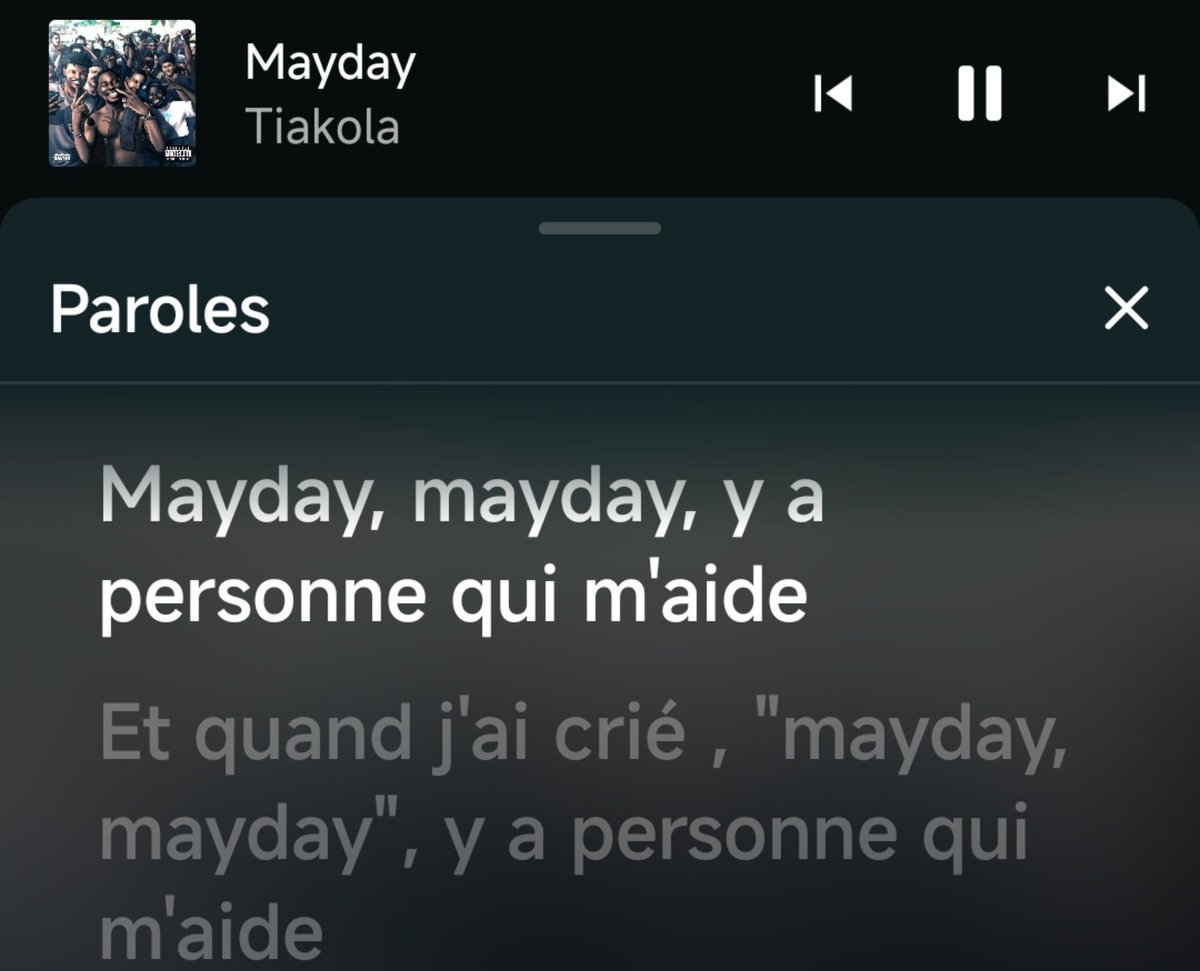 FcTiakola's tweet photo. Tout le thé est dans les sons juste le public n'est plus messy comme avant. Je voyais mais je disais rien 😹😹😹 https://t.co/whW6iU1FQe
