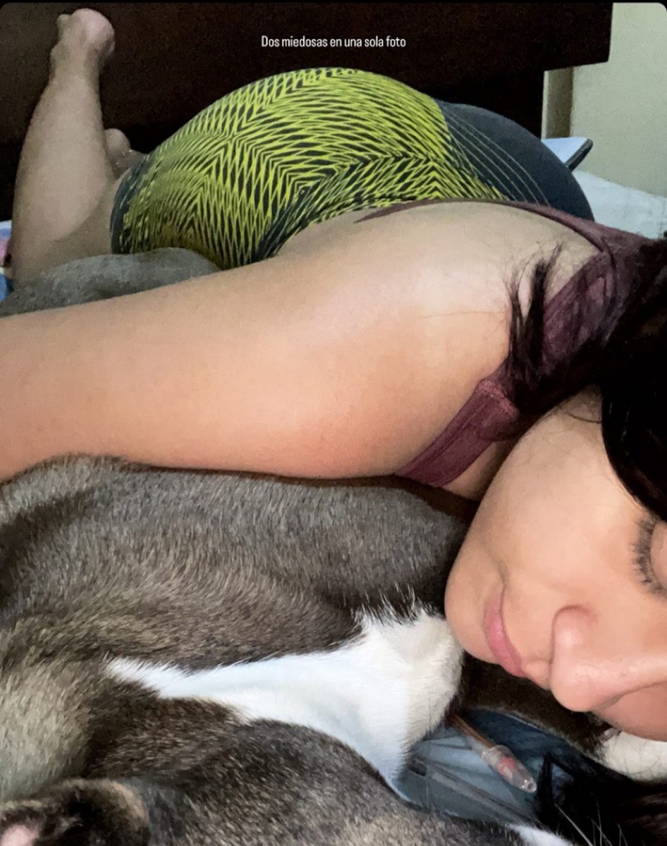 Ximej9c's tweet photo. Ufff se imaginan dejarle bien analizada en esa pose🙈🙈🥵🥵💦💦💦
#thepose #posedeanjo #fyp #parati #fypシ゚viral https://t.co/Low4bD1nt1
