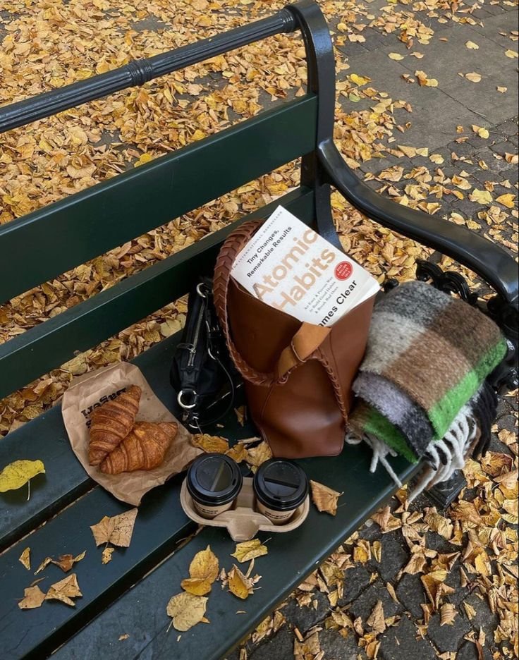 purelivn's tweet photo. autumn 🍂 https://t.co/VklmQ12Kyg