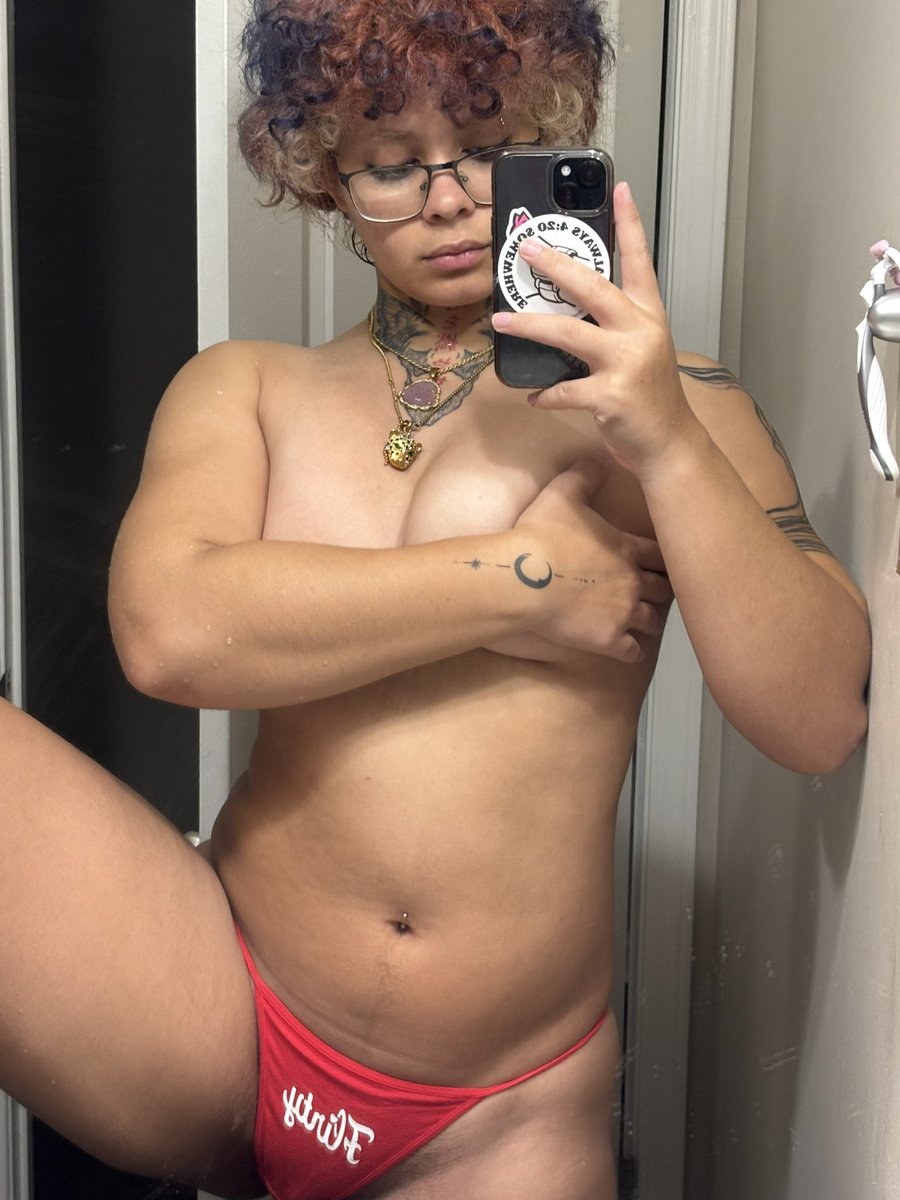 mortelui's tweet photo. Thong go crazy 😜 https://t.co/yuWpAHgIxW