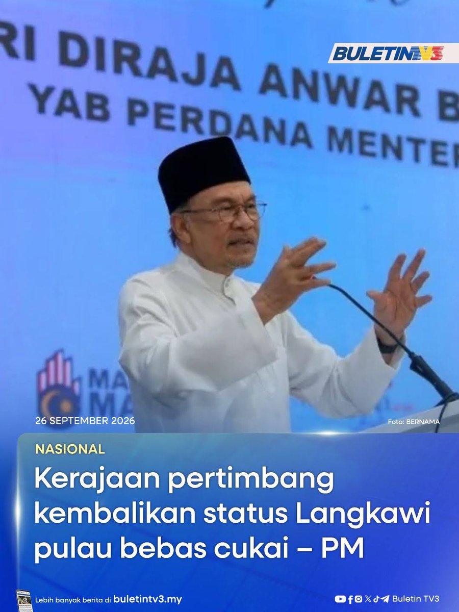 BuletinTV3's tweet photo. NASIONAL | Kerajaan Persekutuan sedia mempertimbang cadangan mengembalikan keistimewaan status bebas cukai Langkawi bagi membantu merancakkan aktiviti perniagaan di pulau peranginan itu. 

#BuletinTV3 #BeritaTerkini #Langkawi #BebasCukai #PerdanaMenteri https://t.co/rmnqRudJ6b
