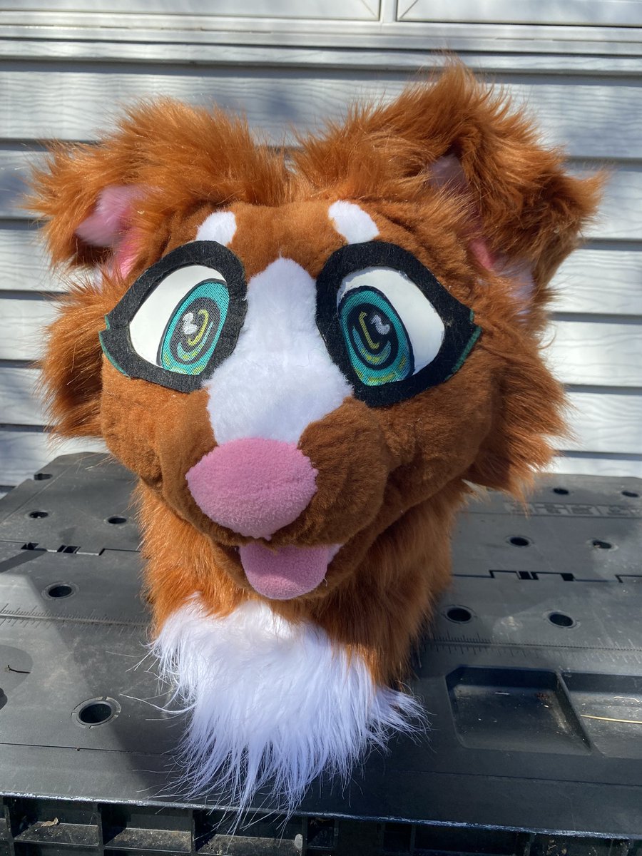 Sharkbuttsushi's tweet photo. @oakleyscons Ive been making since 2016 and my prices personally start at 900 for a head and 1200 for a partial with fullsuit options also available. There are cheaper options even IN the us! you just need to put in the work to find them! https://t.co/IOVCdZFmvi