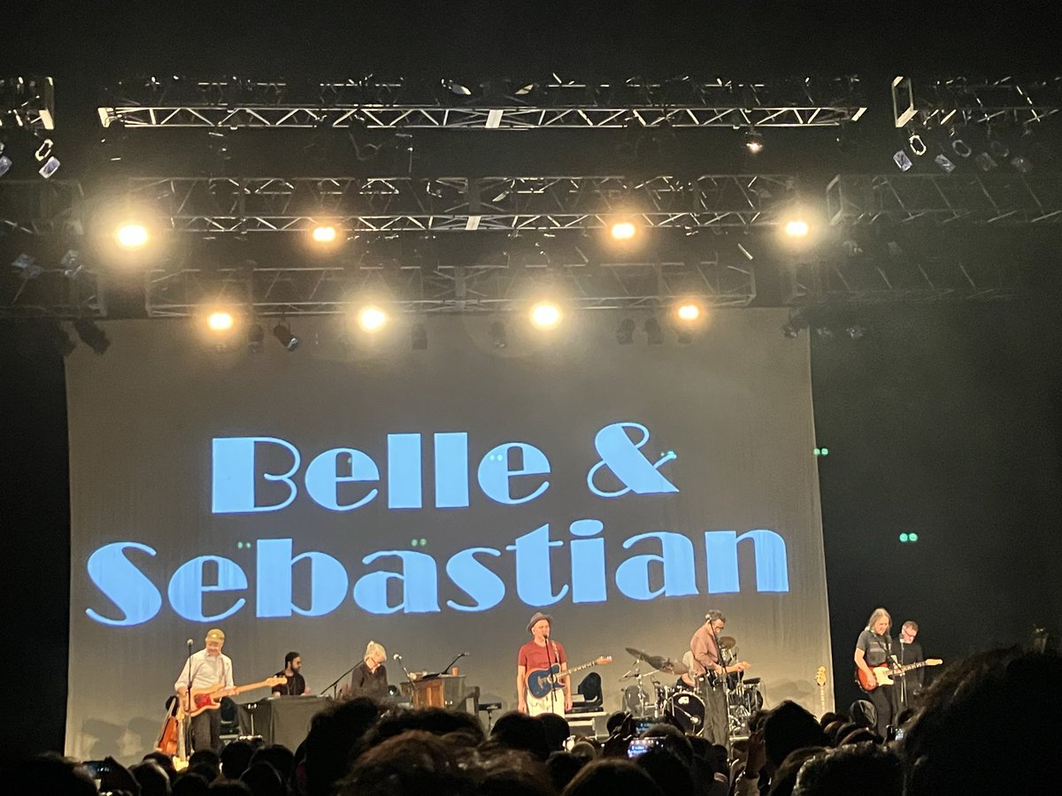 hidepop1976's tweet photo. Belle &amp; Sebastian  if you're feeling sinister
ライブも打ち上げも楽しかった✨🍺
#bellandsebastian https://t.co/BIs7kczpl1