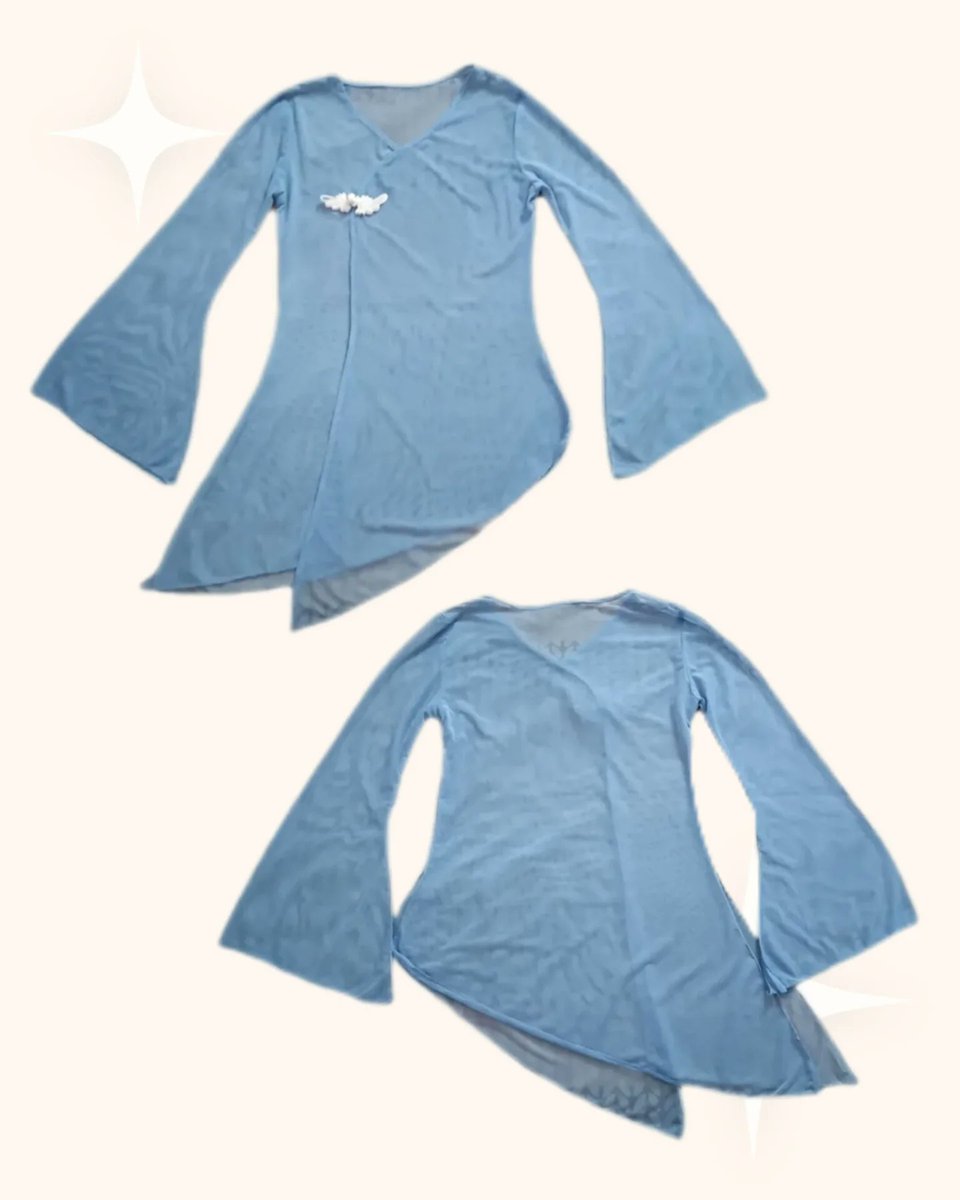 MaahFurtaado's tweet photo. Disponible: capa estilo asiático, talla referencial S/M, estado 9. 9/10, S/25. Falda, talla referencial L (32), estado 9. 8/10, S/30. Accesorios no incluidos. https://t.co/6R3Ed8UBKh
