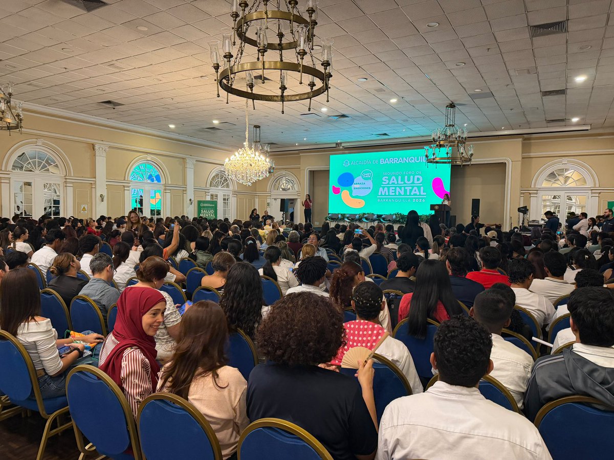 AnaMariaAljure's tweet photo. Cerramos el Mes de la Prevención del Suicidio con el Segundo Foro de Salud Mental Barranquilla 2026, un espacio para conversar sobre lo que sentimos y la importancia de acompañarnos.

Nos acompañaron @plinero y Arnaldo Canales, sumando sus voces a una conversación que nos recuerda: hablar también es cuidar. 

Cualquier atención que necesites puedes escribir las 24 horas al WhatsApp de #ChatLemos 3188044000, psicólogos gratis para ti!