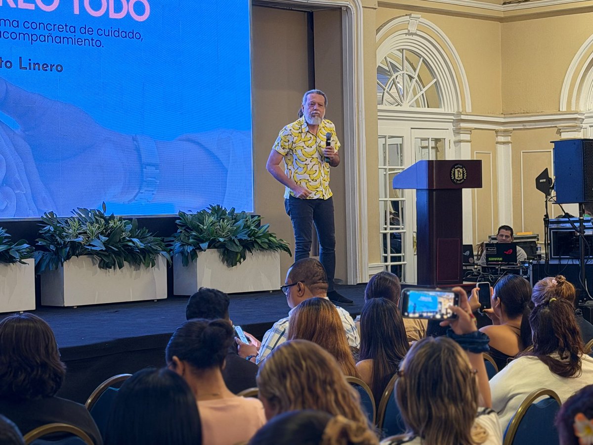 AnaMariaAljure's tweet photo. Cerramos el Mes de la Prevención del Suicidio con el Segundo Foro de Salud Mental Barranquilla 2026, un espacio para conversar sobre lo que sentimos y la importancia de acompañarnos.

Nos acompañaron @plinero y Arnaldo Canales, sumando sus voces a una conversación que nos recuerda: hablar también es cuidar. 

Cualquier atención que necesites puedes escribir las 24 horas al WhatsApp de #ChatLemos 3188044000, psicólogos gratis para ti!