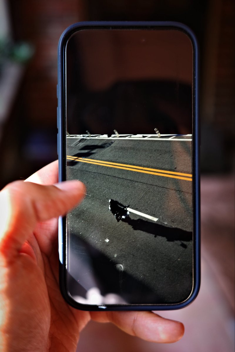 sl0annn's tweet photo. Wallpaper packs available now 

https://t.co/S6SNQT3al4

#streetphotography https://t.co/JatGo3r5xQ