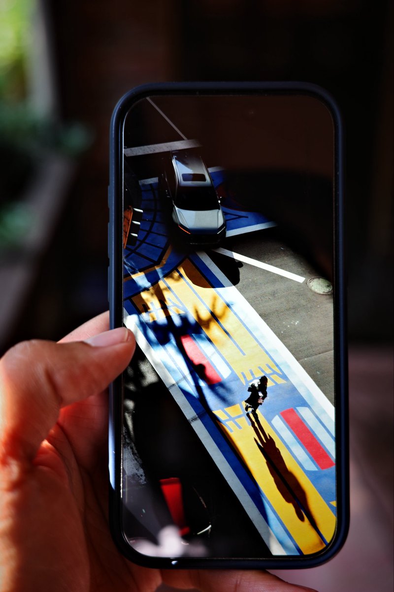 sl0annn's tweet photo. Wallpaper packs available now 

https://t.co/S6SNQT3al4

#streetphotography https://t.co/JatGo3r5xQ