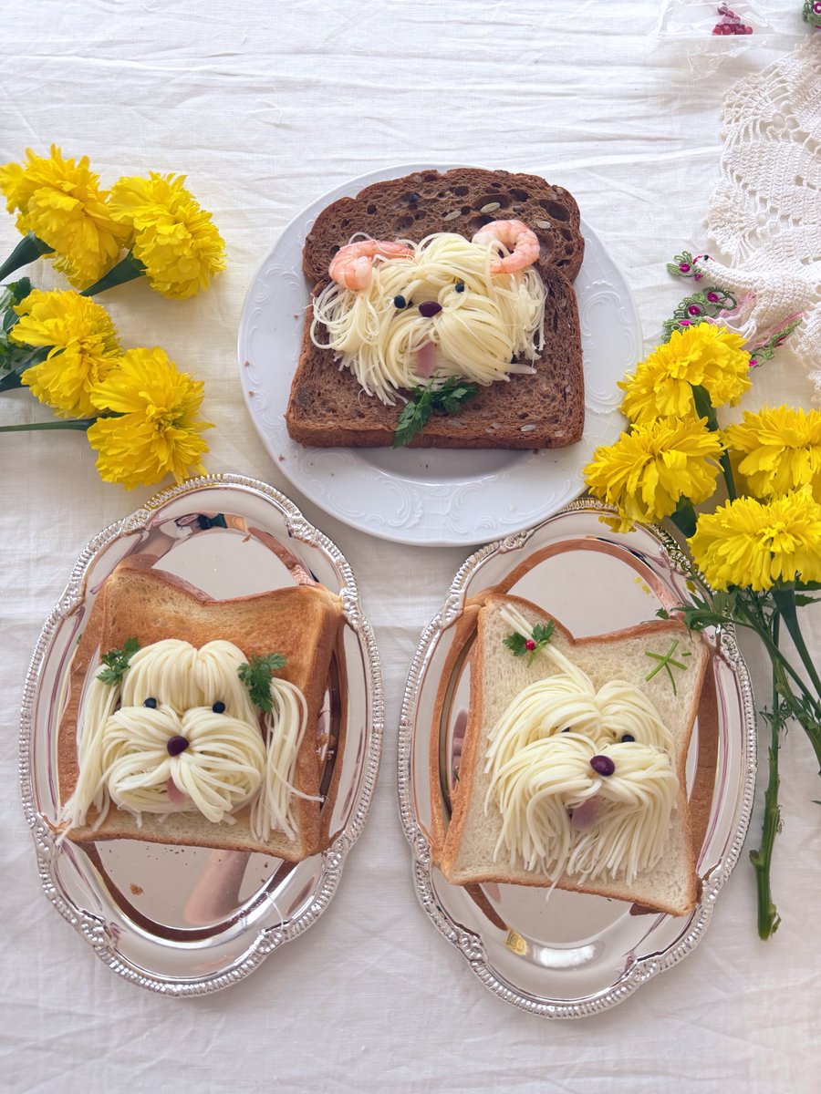 ChinatsuHigashi's tweet photo. さけるチーズの犬トースト会🐶🧀 https://t.co/SzwYj6h8ol