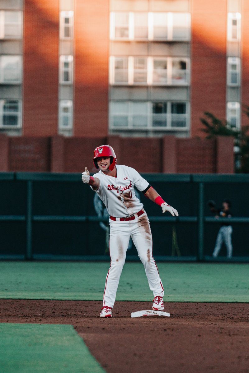 NCStateBaseball's tweet photo. Mikey Ryan and Hunter Warren just went BACK-to-BACK! 

B6 | Wolfpack 4, App 5 https://t.co/Otu1zMXIa7