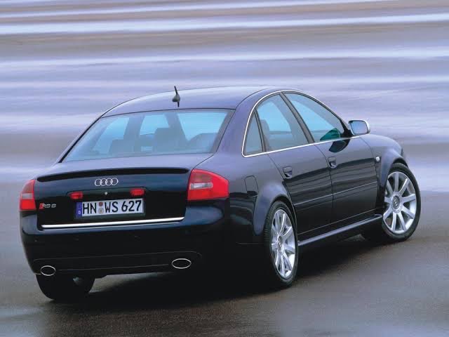 tw_swt's tweet photo. @Vintageoddcars Rs6 C5 https://t.co/DDxqFU1awH