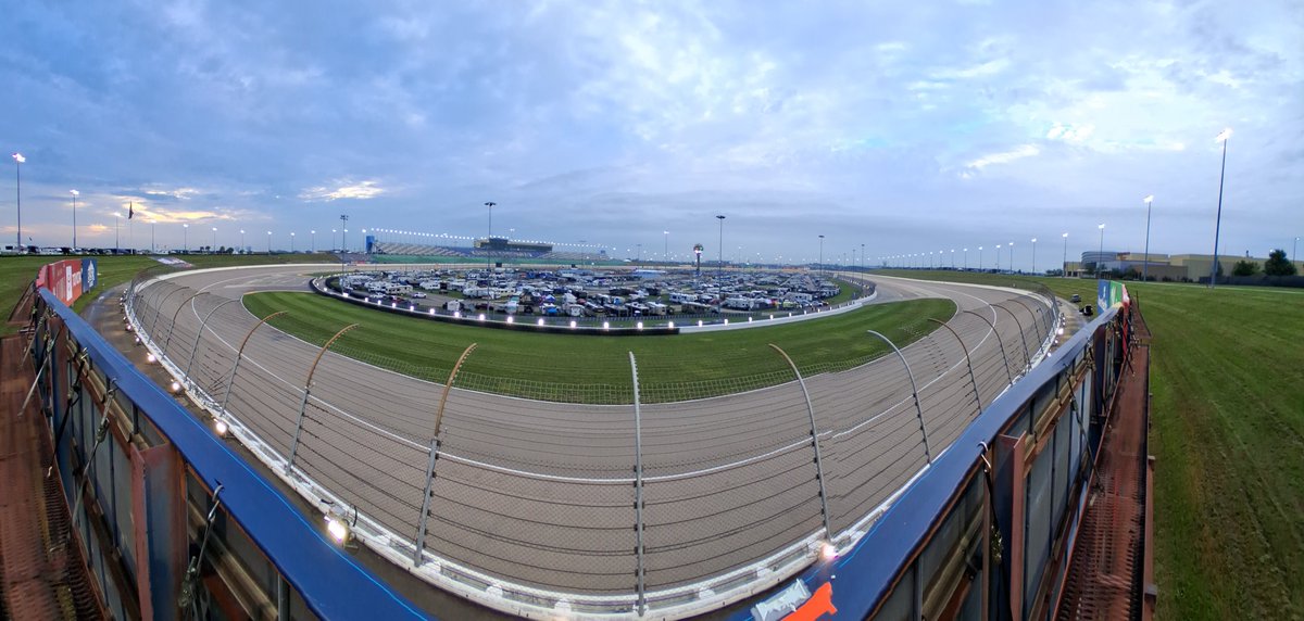 Timmy_C_95's tweet photo. Its time for ARCA Night in America @kansasspeedway!

We go live on the Motor Racing Network at the top of the hour!

@MRNRadio @ARCA_Racing

#AskMRN https://t.co/RptTBPvXhs