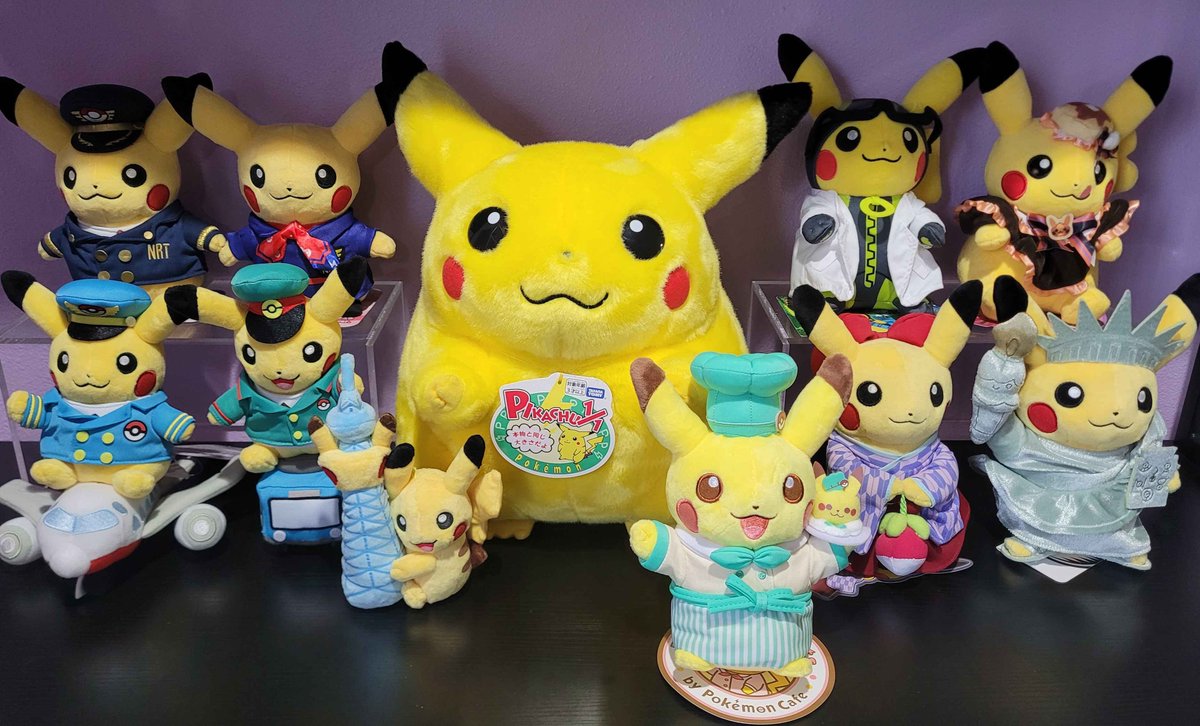 sooshy_art's tweet photo. Pikachu plush collection update ⚡️
during this Japan trip I bought 6 new pikachus from 6 new locations which included grabbing a snack at Pikachu Sweets and finding the 30th anniversary Takara Tomy 1/1 Pikachu at Pokémon Center Mega Ikebukuro https://t.co/BBc1hXAC3S