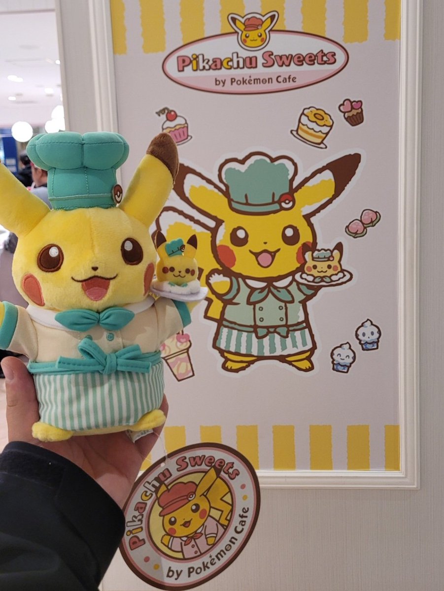 sooshy_art's tweet photo. Pikachu plush collection update ⚡️
during this Japan trip I bought 6 new pikachus from 6 new locations which included grabbing a snack at Pikachu Sweets and finding the 30th anniversary Takara Tomy 1/1 Pikachu at Pokémon Center Mega Ikebukuro https://t.co/BBc1hXAC3S
