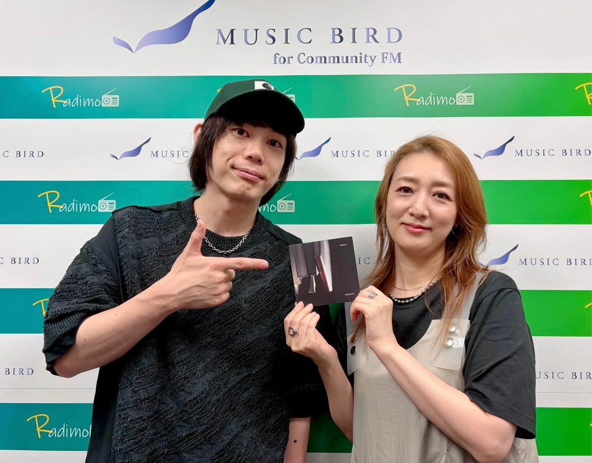makiyamajunko's tweet photo. 今夜20時からのラジオ #牧山純子サウンドマリーナ は、いま大ブームのJ・フュージョンから専門家の間でも高い評価を受けているバンド『DEZOLVE』のキーボーディストとして活躍している友田ジュンさんをお迎えしてお話を伺います🎹お楽しみに！
番組へのメッセージはこちらまで📩
junko@musicbird.co.jp https://t.co/GMfFUXScBN