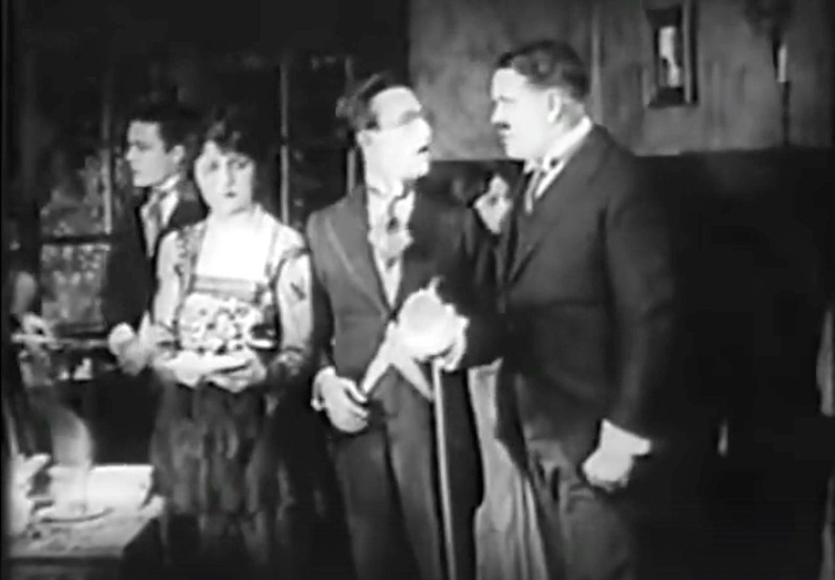 ClownRaynbow's tweet photo. https://t.co/YdUaTvi7BX
A sad memorial - the great Bud Jamison passed away on September 30, 1944
Frequent co-star with the #threestooges , Charlie Chaplin, Harold Lloyd & many more https://t.co/eViX1KDkDL