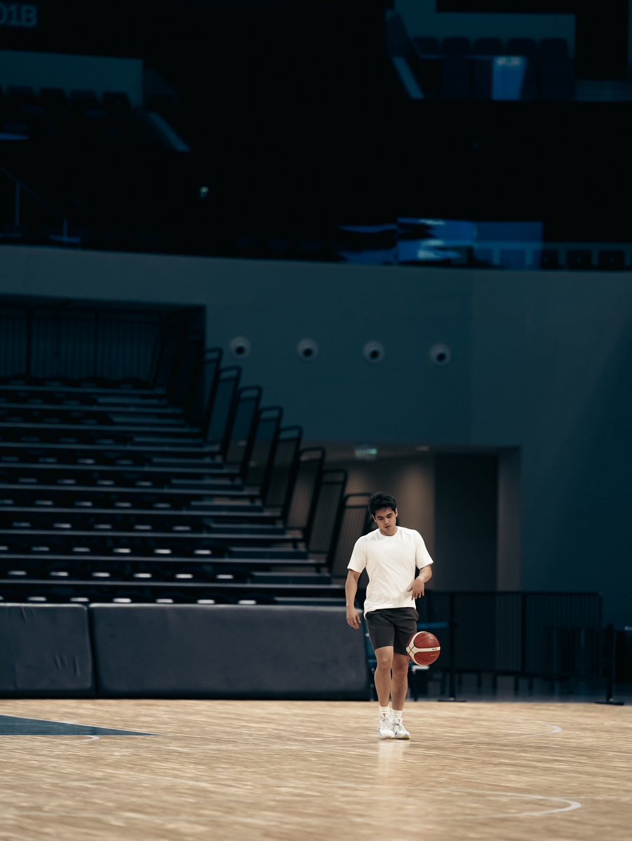 familioph's tweet photo. Just our MVP testing the waters before hitting the court later. 🏀👀

Emilio Daez | #EmilioDaez 
#BidaSaArena #BidaSaArenaTheRematch https://t.co/kvff6dWe72