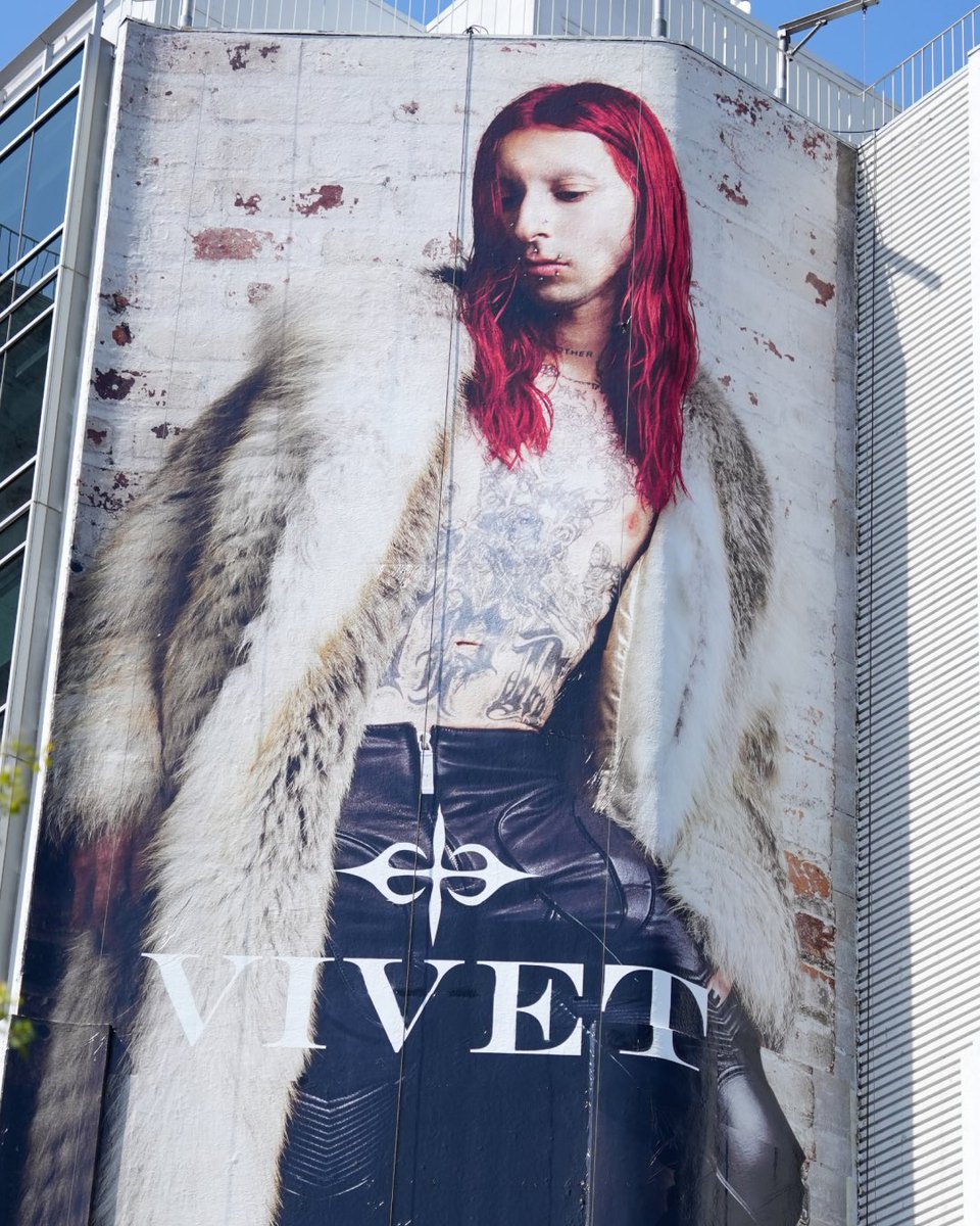 vivetofficial's tweet photo. Journal 01 on Sunset Blvd. https://t.co/jDLrZ84Ksv