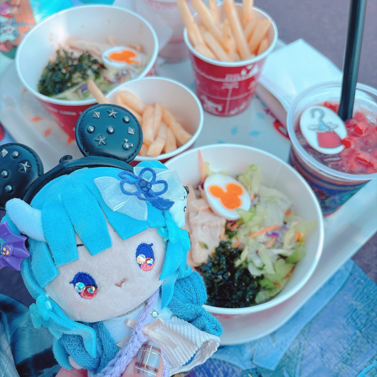 pMaaaaaOq's tweet photo. 連休中ずっと雨だったけど、天気良くてよかった〜！寧々丸ちゃんぬいもヘアゴムとかカチューシャとかハロウィン仕様にしたよ👻🧡💜 #寧々丸といっしょ https://t.co/d4OrazKE1v
