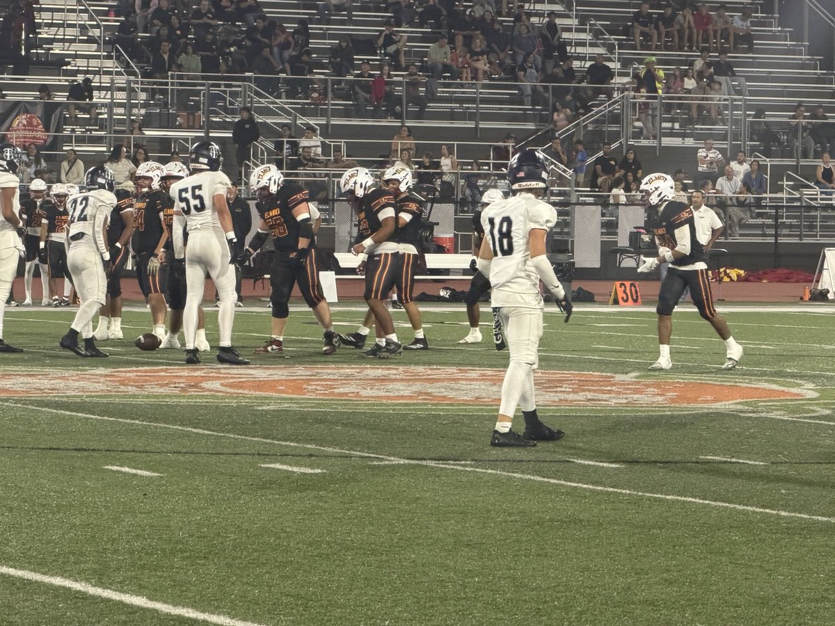 FernandoMDonado's tweet photo. ElMo leads 7-0 after 1 Qtr.
@OCSportsZone 2026 🏈 #FNL #WeekFIVE @THHSMustangs 🩶💙🆚 @elmodenafb ❤️💛 from Fred Kelly Stadium.
Coverage coming on our FREE website https://t.co/fNSrRvzDg7
@TimBurtIrvine @ElMoAthletics @TrabucoHillsAD
📸©️: @FernandoMDonado, For OC Sports Zone https://t.co/DaRMlZ1KFZ