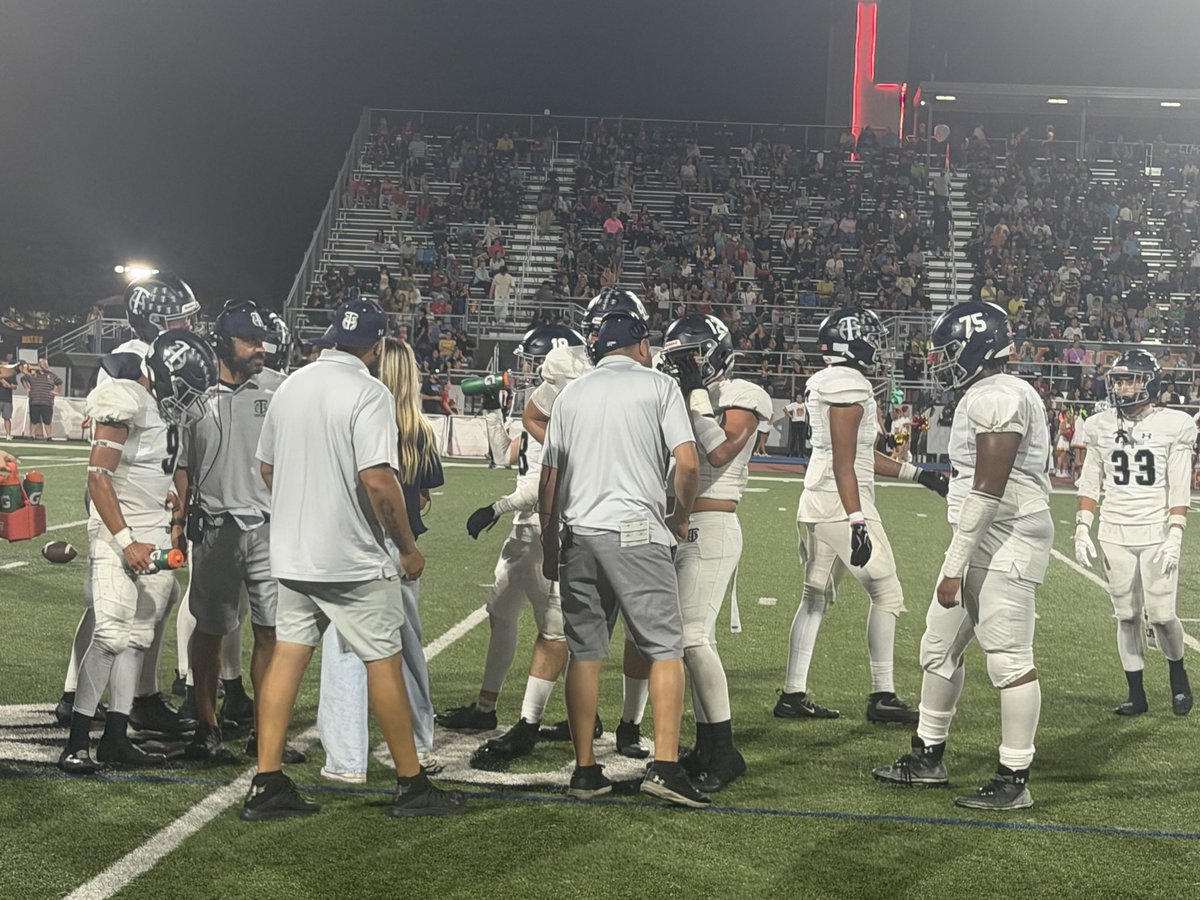 FernandoMDonado's tweet photo. ElMo leads 7-0 after 1 Qtr.
@OCSportsZone 2026 🏈 #FNL #WeekFIVE @THHSMustangs 🩶💙🆚 @elmodenafb ❤️💛 from Fred Kelly Stadium.
Coverage coming on our FREE website https://t.co/fNSrRvzDg7
@TimBurtIrvine @ElMoAthletics @TrabucoHillsAD
📸©️: @FernandoMDonado, For OC Sports Zone https://t.co/DaRMlZ1KFZ
