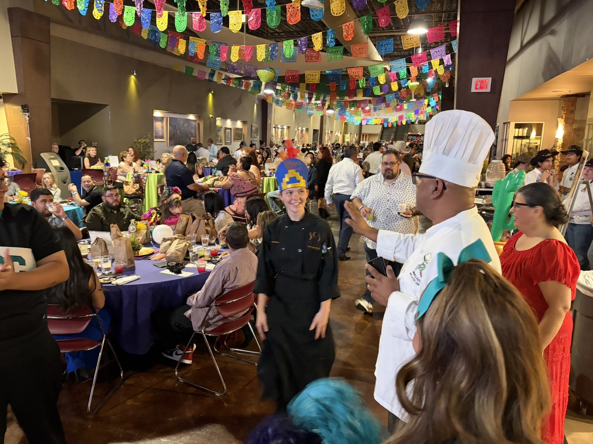 EPCCNews's tweet photo. The EPCC Foundations Fajitas &amp; Margaritas featured delicious tacos and margaritas, gave out $10,000 in scholarships to worthy students, and celebrated another fantastic SOLD OUT event! Congrats to team El Apache for winning 3 of 4 awards! &amp; thank you to sponsors! #EPCCpride https://t.co/5XZkWzuzAy