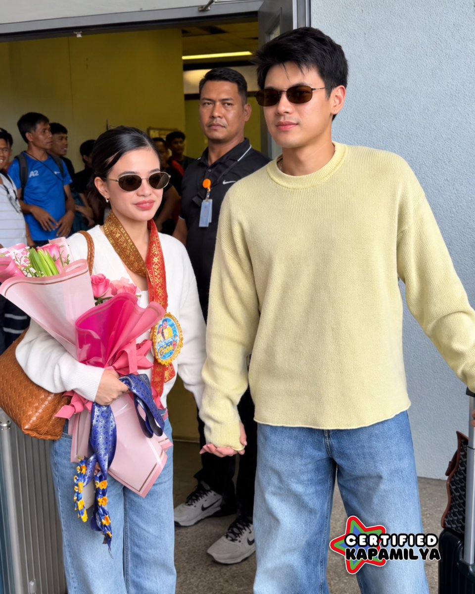 CertKap's tweet photo. Look | Mainit na sinalubong ng Cebuano fans sina Dustin Yu at Bianca De Vera. Sumama si Bianca para magbigay ng suporta sa celebrity baskteball game na kasali si Dustin Yu na gaganapin today.

Admin Two
#DustBia #DusBi https://t.co/E5Rdzux4g0