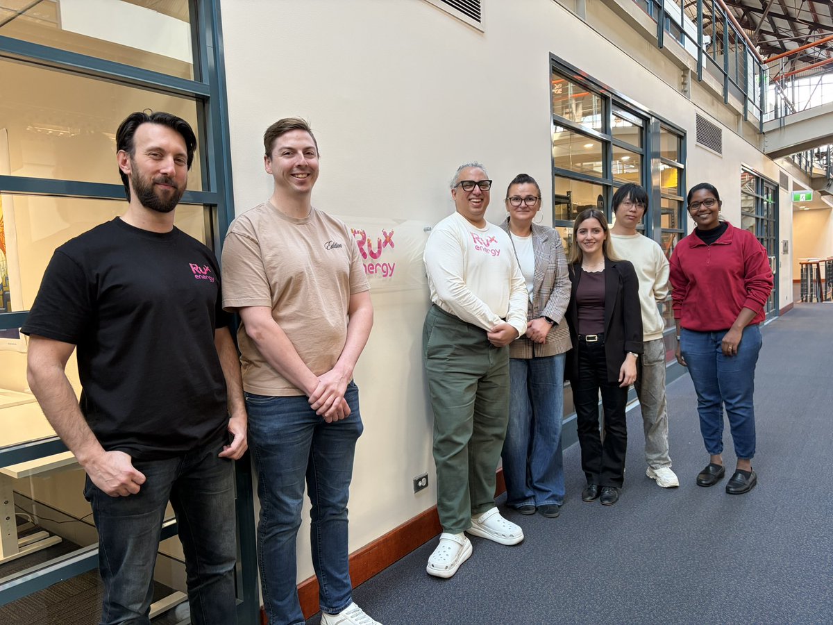AnnaParadowska1's tweet photo. This is our dream team on CRC-P project with Rux Energy. So excited to wolcome my two new Postdoctoral researchers Fatemeh & Kris who will help us develop modelling and machine learning solutions for our client to improve efficiency, safety & reduce costs of Rux products #USYD https://t.co/zTIsFdFKjh