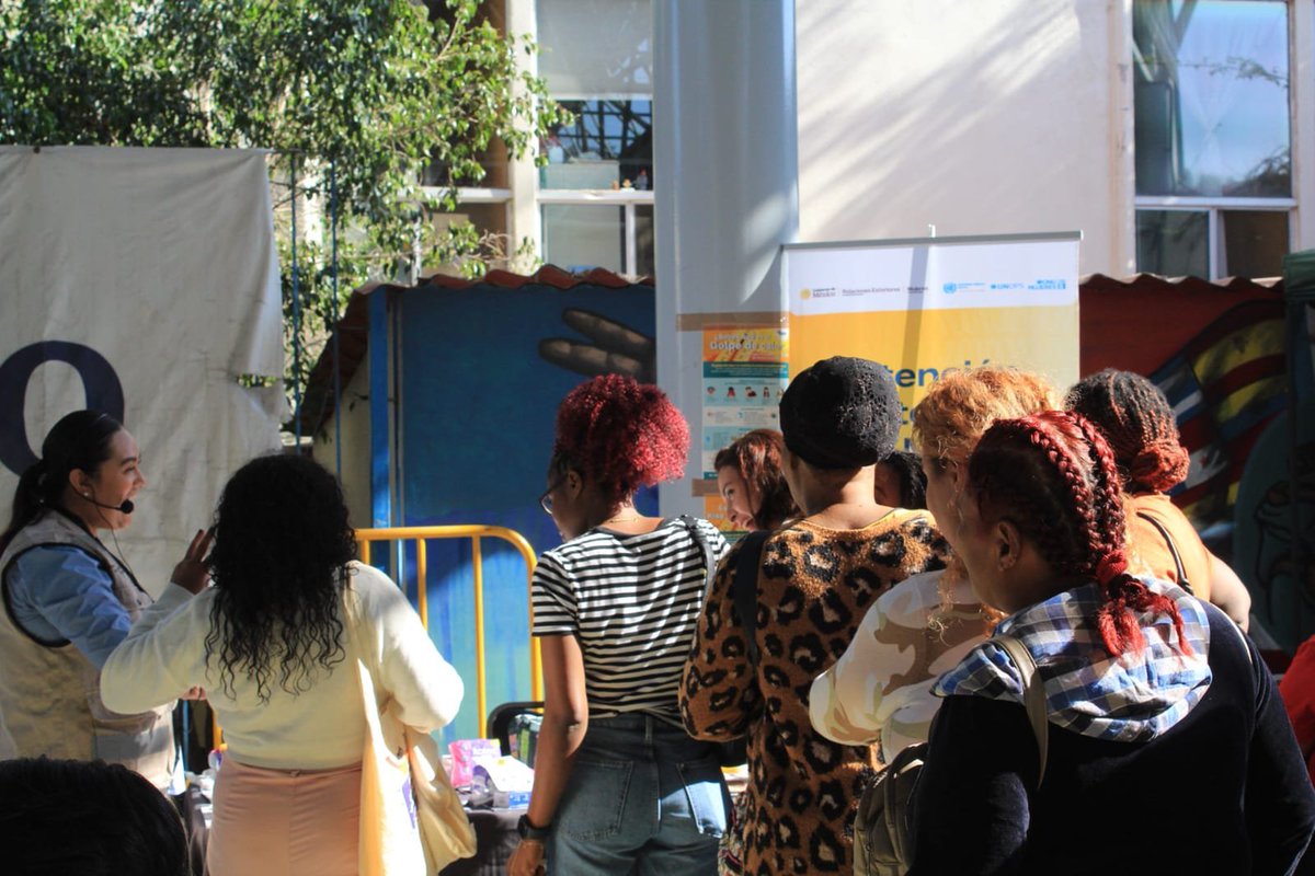 comar_sg's tweet photo. En el Centro Multiservicios #BC Frontera Solidaria en #Tijuana se llevó a cabo la 28ª Jornada de Inclusión y Coexistencia, un espacio de convivencia intercultural.  🤝✨ @SEGOB_mx @arturomedinap
@xade_mm https://t.co/68evMjbGtR