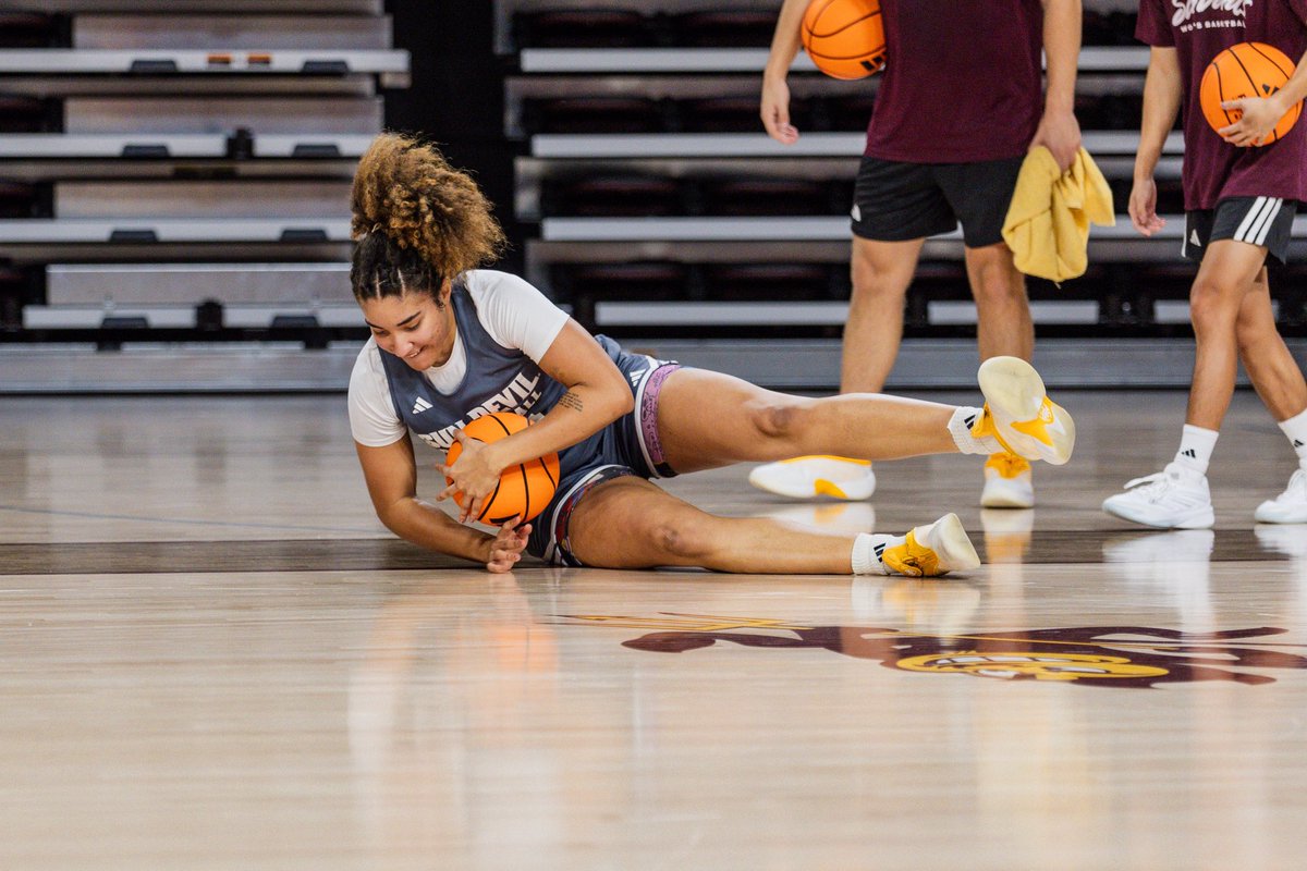 SunDevilWBB's tweet photo. Gritty girls get it done 😤💪 https://t.co/PRzmaImzWv