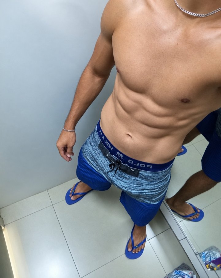 DiscretoMaloka's tweet photo. https://t.co/SFm3jAa0iO

Venha pro meu Only, assine e vamos bater um papo gostoso, além disso ver minhas publicações quentes, várias bermuda e volume! 

#Only #boy #malhado #Onlyfans #RJ #SP #cute #me #EUA #Europe #شباب #Follow #gostoso #fetiche #bermuda #tactel #pés https://t.co/UbR2TlLzJ6