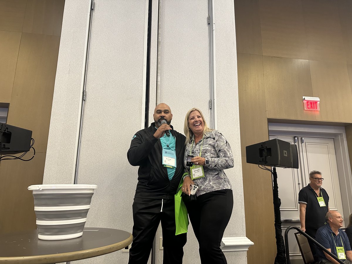 AgentsAlliance's tweet photo. $1,800 DIAMOND EARRINGS WINNER! 

Huge congratulations to Robin Sparling, winner of BriteCo’s stunning $1,800 diamond earrings!

The excitement continues at #AllianceExpo26.

Who’s next? https://t.co/Xuxq6nnhkO