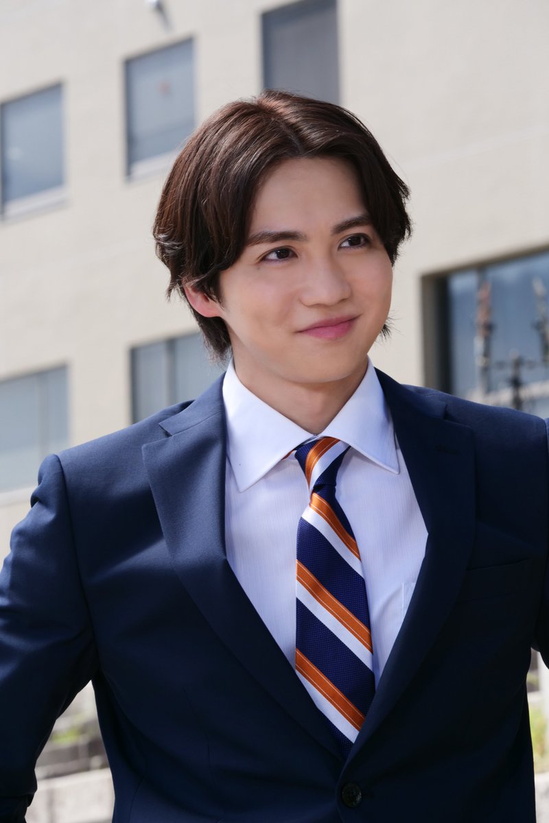 sakuyare_movie's tweet photo. 藤堂光弘
〜サラリーマンの姿〜
⠀
#昨夜は殺れたかも
主演：#吉野北人(#THERAMPAGE)  × #鈴木愛理
10.23 Fri 殺し愛、開戦❤︎ https://t.co/ojtM7Fvwlp