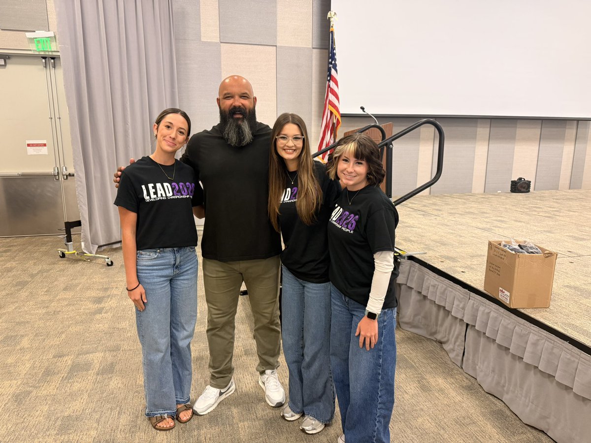 LadyBucTrack's tweet photo. It’s always a great day in Buc Nation when we get to hear a word or 2 from Coach Mackey. #whereyafrom https://t.co/wuDccsEaz1