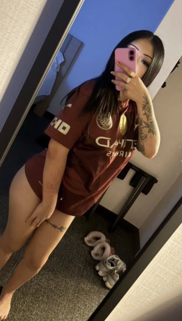 kayla12689's tweet photo. Who’s picking me up tn? 💦😉

#ncfreaks #raleigh #durham #919freaks #chapelhill #cary #336freaks #greensboro https://t.co/b4RgUyHMR6
