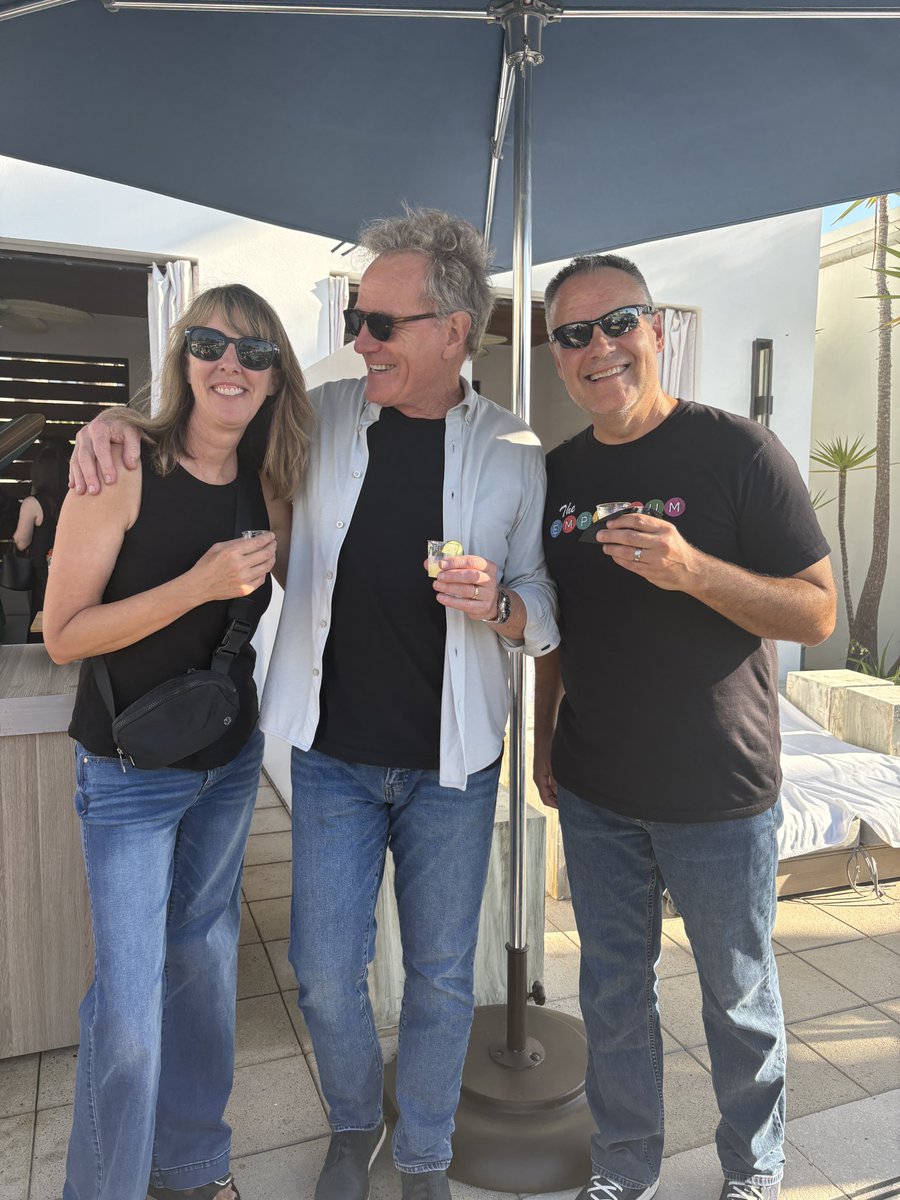 sblosch's tweet photo. At Dana Point, CA for Ohana Fest and get this text from hotel:  Good afternoon! Swing by Sombra from 4:30 p.m. for a Dos Hombres cocktail sampling with a guest bartender who knows a thing or two about chemistry. https://t.co/ejLQ0I6QQV