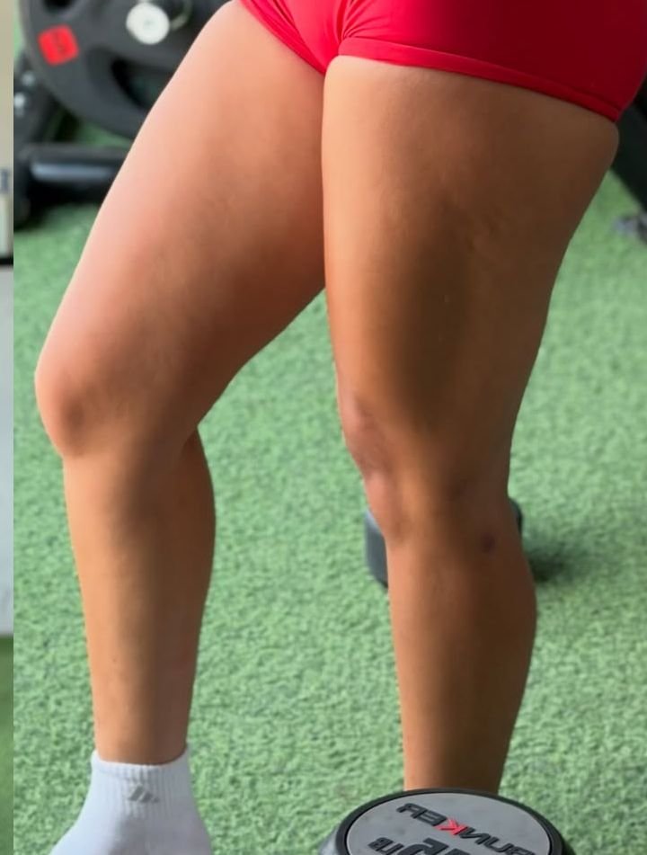 AdeGuevaracoef's tweet photo. Hermoso y rico culo , y esa panochita bien marcada uffs 🥵😋🤤 , https://t.co/gB0pu5HRIA