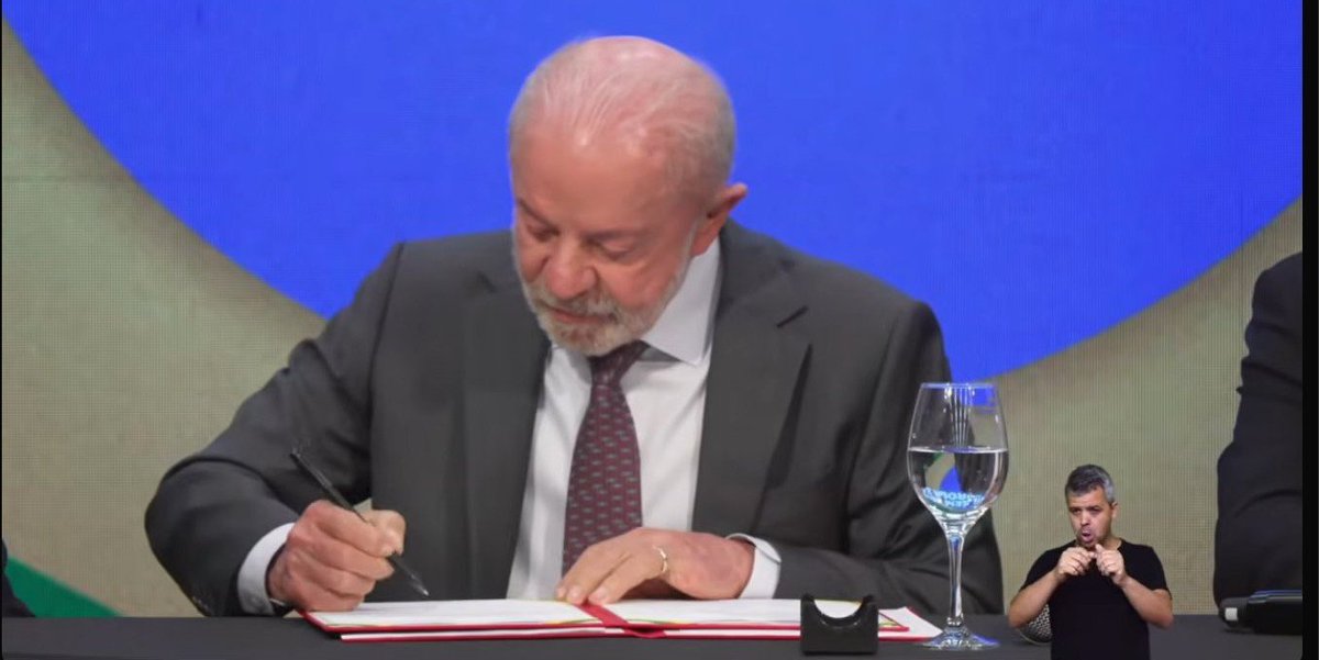 SilasPortugalR1's tweet photo. Se você fica feliz em ver o presidente Lula assinando a MP que proíbe as bets no Brasil, vamos ser amigos? https://t.co/aBw1Uh072W