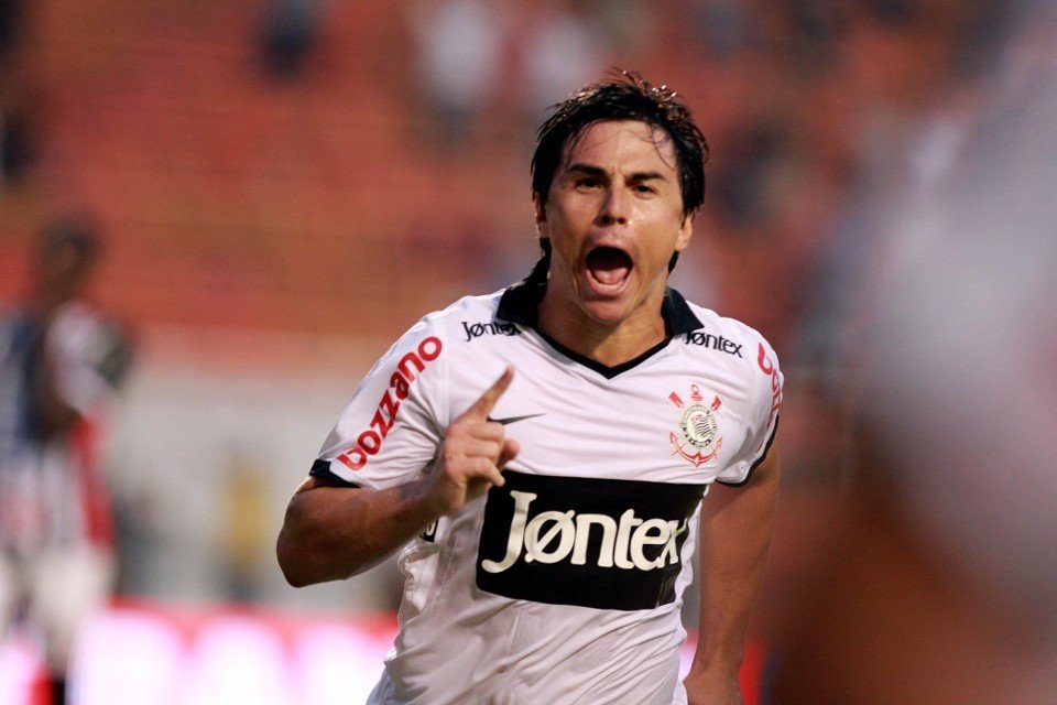 CortinasCentral's tweet photo. Pra você, qual patrocínio Master do Corinthians foi o mais marcante? https://t.co/upFaiaNu5h