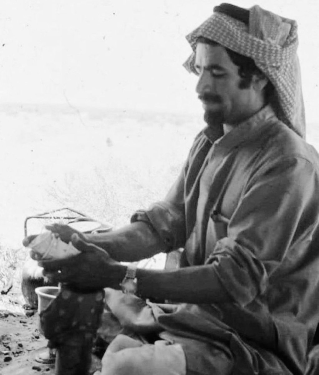 Qhta10ni's tweet photo. دَمَّنا فعروقنا ماهو بدمٍ فاسد
والردا ماله مع عيال النشاما نسخة

والله إني ما كرهت إلا الرفيق الحاسد
والعلوم الناقصة والعيّنات الوسخة https://t.co/EivmvouTIz