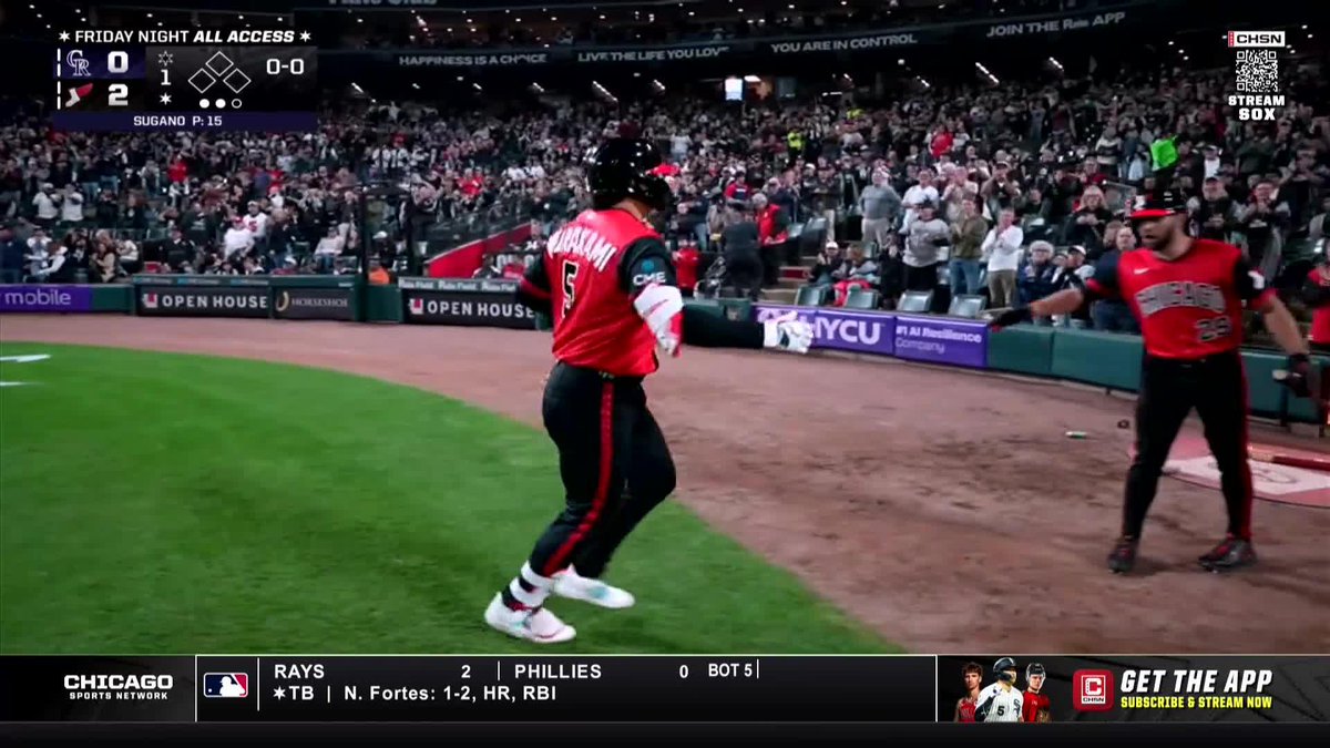 A Chicago Sports Network broadcast of a Rays vs. Phillies MLB game showing Rays leading 2-0 in the bottom of the 5th inning, with Phillies player #5 (Murakami) running and Sugano pitching.