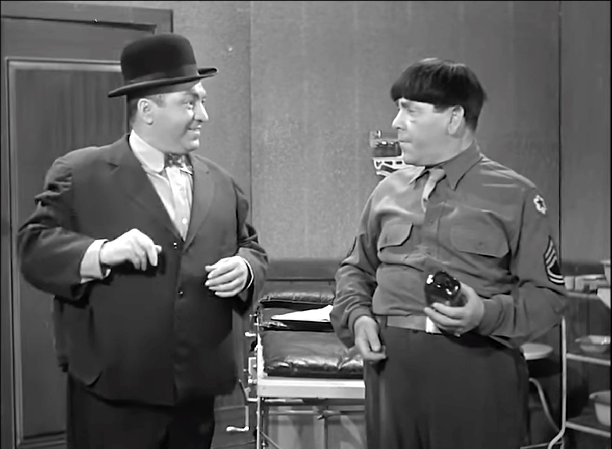 ClownRaynbow's tweet photo. https://t.co/RV982K3O6z
Released October 3, 1946 - "Rhythm and Weep" (1946) starring the #threestooges (Moe, Larry, Curly) https://t.co/COux1uLSyp