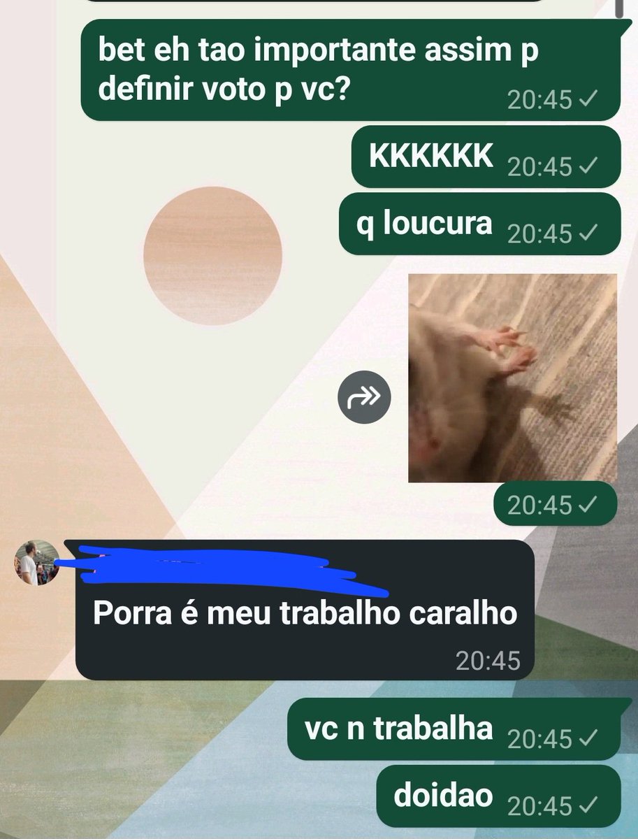 laurecax's tweet photo. hoje tive que ouvir que bet é trabalho!!!! as bets tao realmente corroendo o cerebro das pessoas mds https://t.co/mD2R7vPYZV