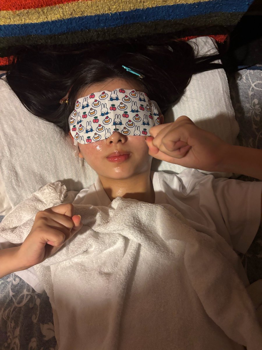 hina_nagahama's tweet photo. 今日はガルアワだから、昨日は質の良い睡眠をとりました。 https://t.co/iwrm9Rnggl