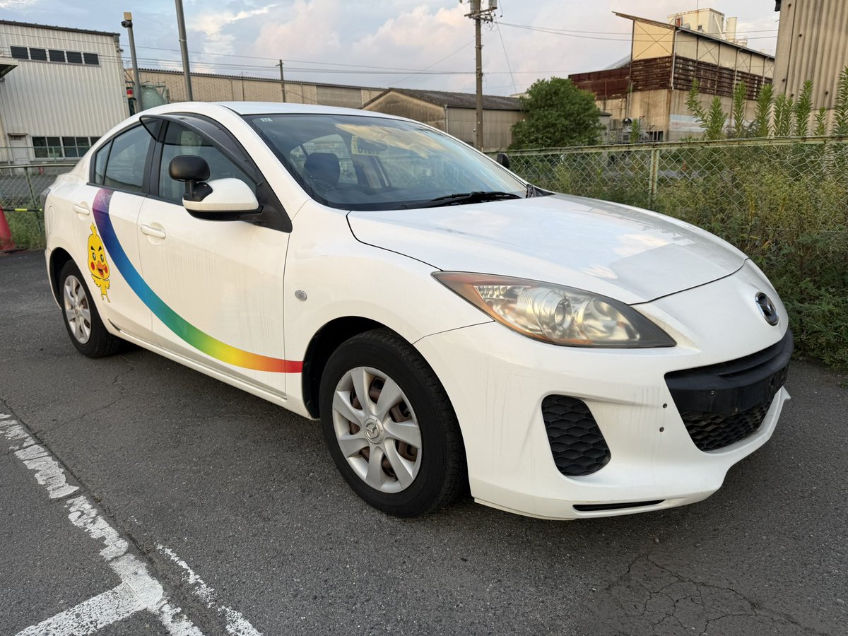 MicasaTrading's tweet photo. 5MT！アクセラ教習車 BL6FJ
15.9万キロ、機関良好！高速と山道併用で帰ってきましたがめちゃくちゃ楽しい車です。
シフトの入りやクラッチ周りも気持ち良いです。
助手席ブレーキと教官用速度計有り
プレートホルダーは欠品

このまま3ナンバー乗用登録になります。

現状20万円、車検受渡33万円にて https://t.co/89nQoRChBs