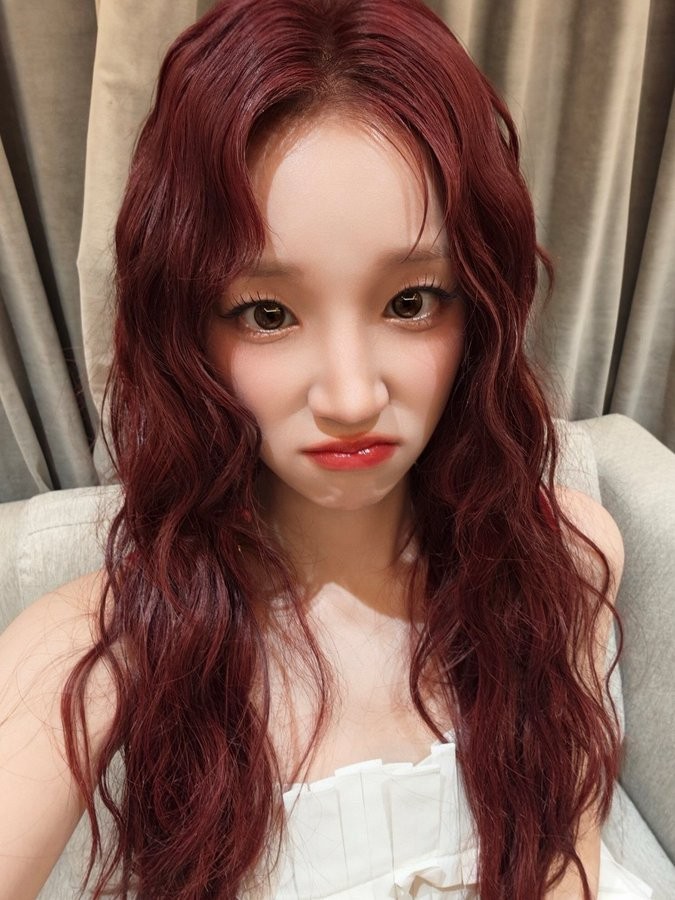 GIDLE_BOT_DAILY's tweet photo. #gidle #idle #neverland #여자아이들 #아이들 #네버랜드 #女娃 #kpop https://t.co/fwL63qizKy